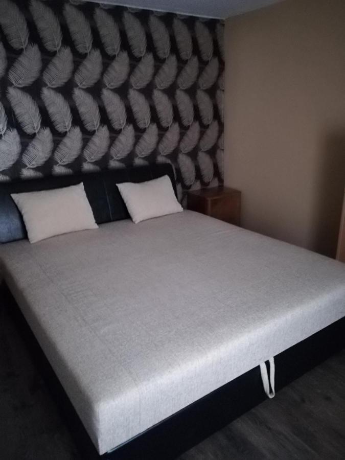 Vivien Apartman Fonyód Esterno foto