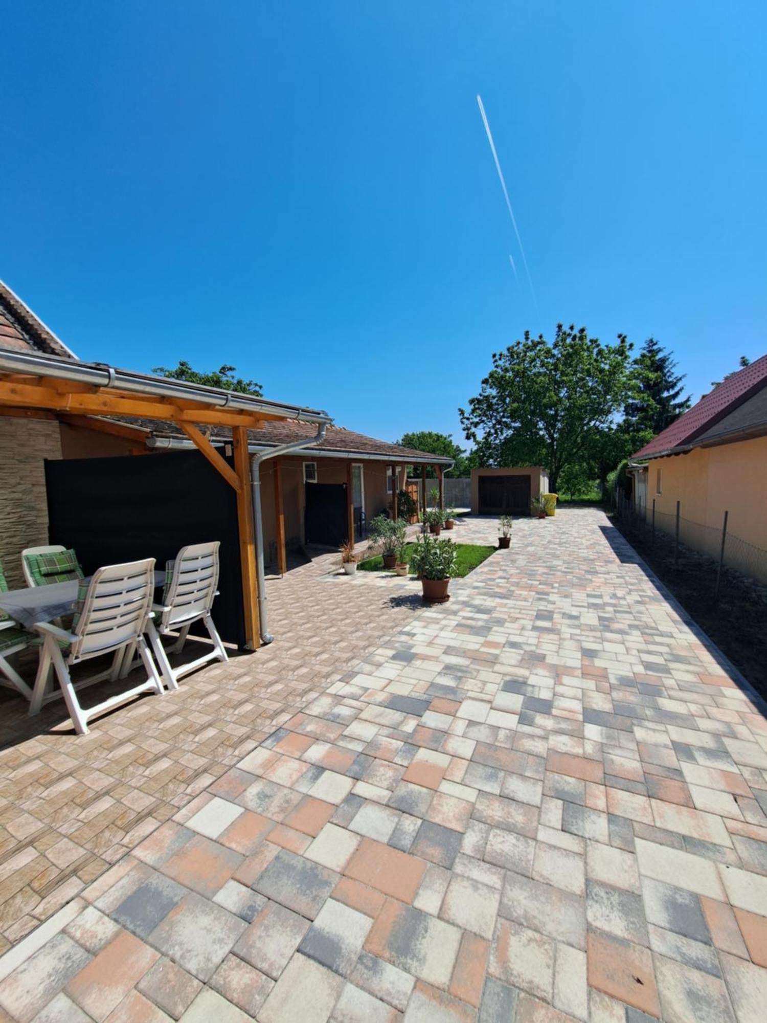 Vivien Apartman Fonyód Esterno foto