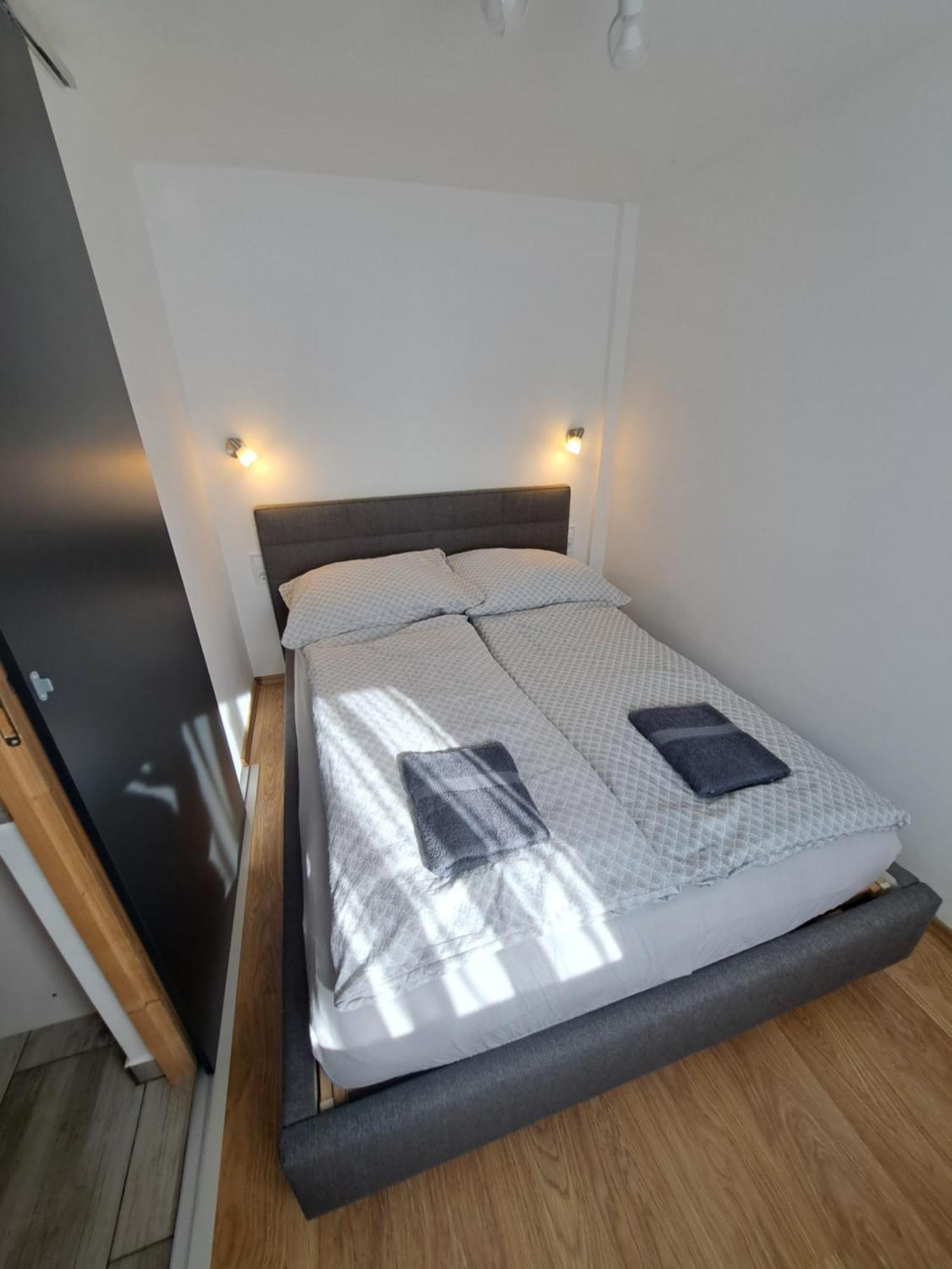 Vivien Apartman Fonyód Esterno foto