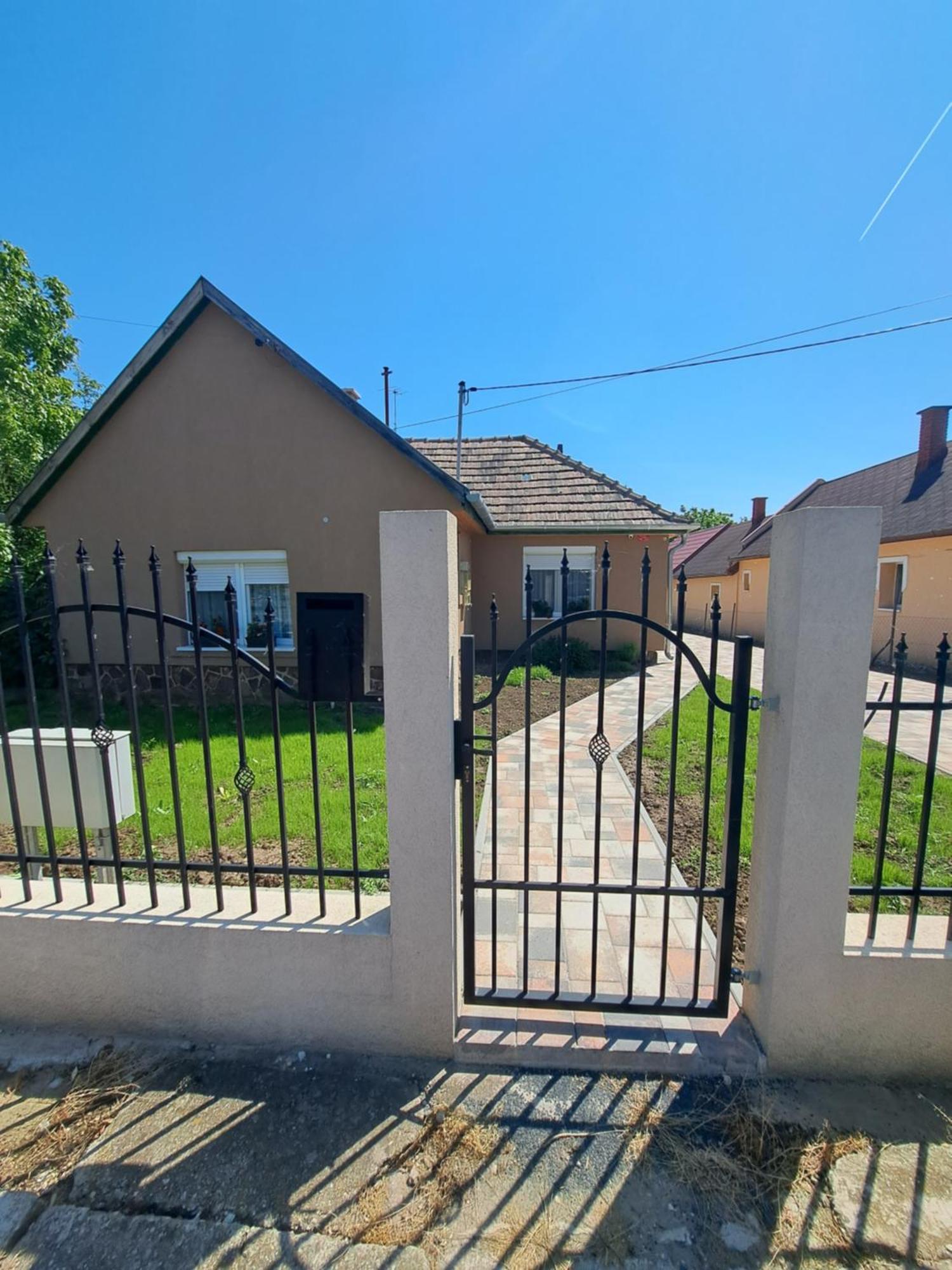 Vivien Apartman Fonyód Esterno foto