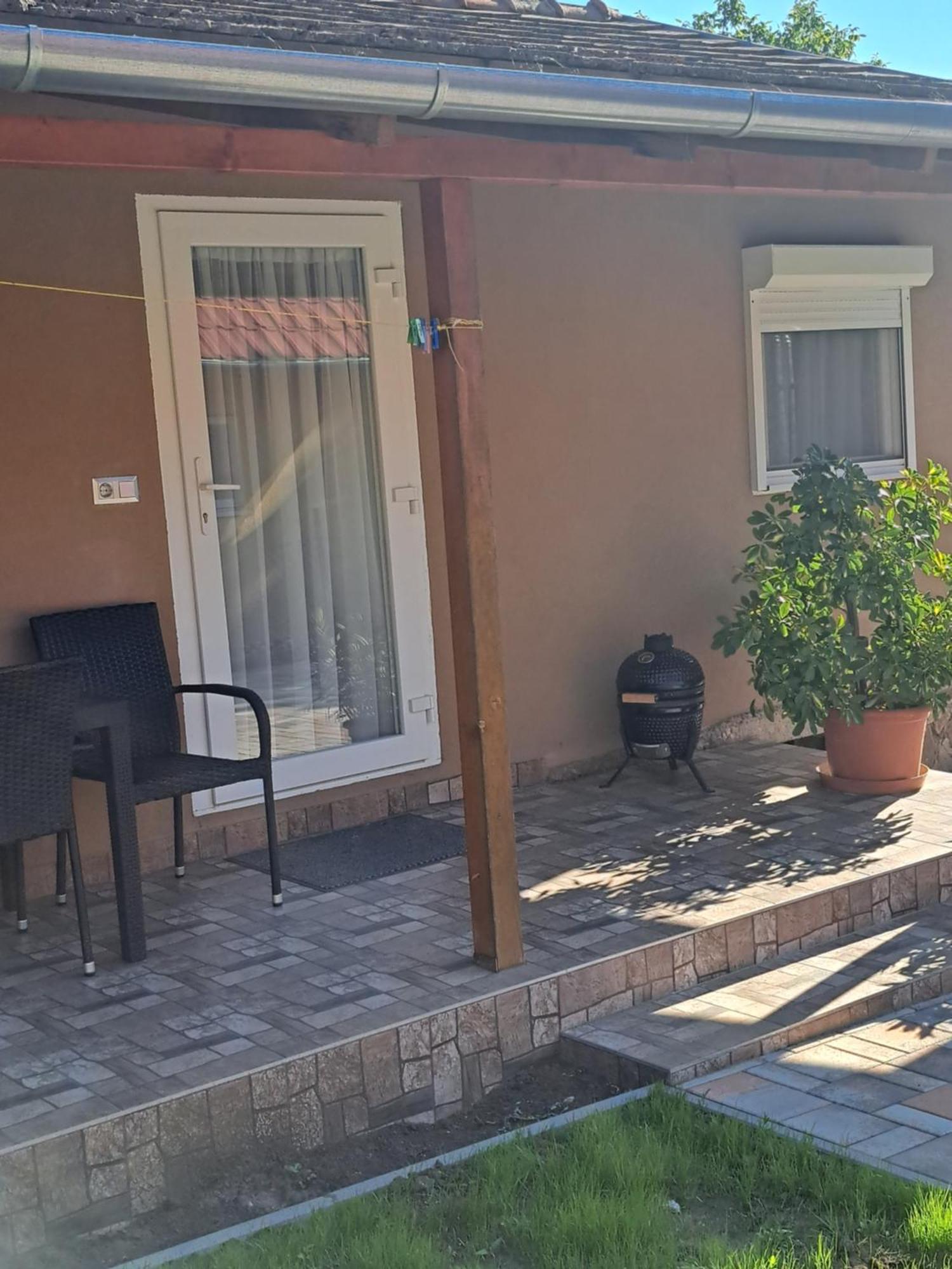 Vivien Apartman Fonyód Esterno foto